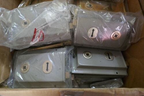 10 GREY DOOR LOCKS