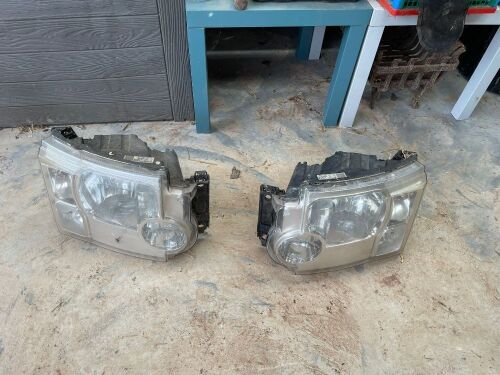 LAND ROVER DISCOVERY 3 HEADLIGHTS