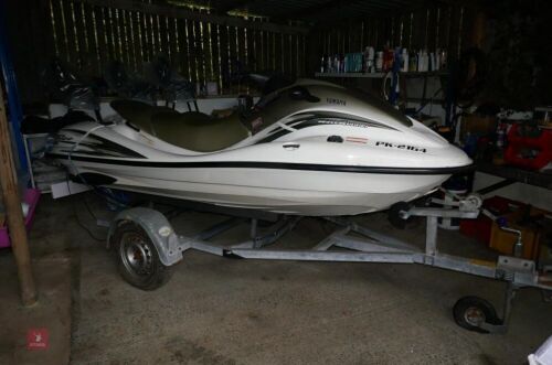 YAMAHA 1200 WAVE RUNNER JET SKI