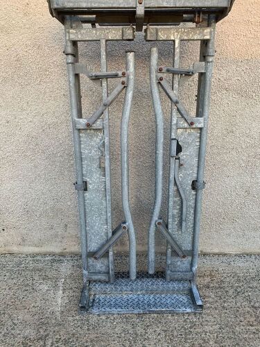 IAE SELF LOCKING HEAD YOKE