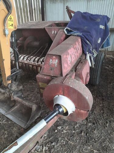 MCCORMICK SQUARE CONVENTIONAL BALER(S/R)
