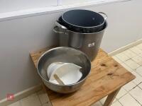 POTS, BOWL & JUG - 5