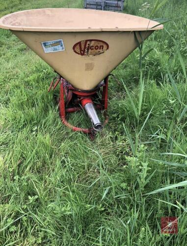VICON WAGTAIL FERTILISER SPREADER