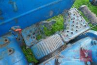 1962 FORDSON SUPER MAJOR 2WD TRACTOR - 25