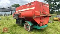 KVERNELAND KD 411 MIXER WAGON - 6