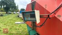 KVERNELAND KD 411 MIXER WAGON - 8