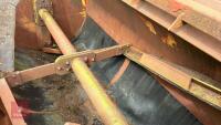 KVERNELAND KD 411 MIXER WAGON - 14