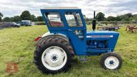 FORD 3000 2WD TRACTOR - 2
