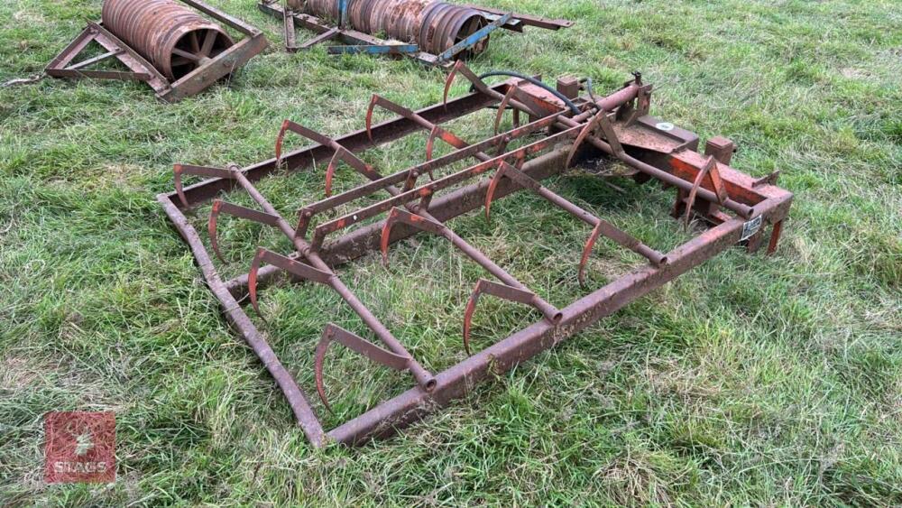 BROWNS FLAT EIGHT BALE GRAB