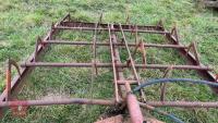 BROWNS FLAT EIGHT BALE GRAB - 8