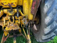 INTERNATIONAL 885 2WD LOADER TRACTOR - 5