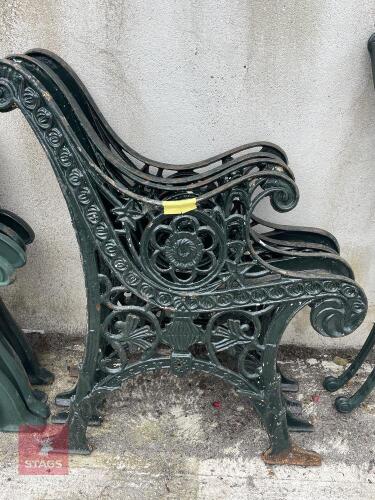 2 PAIRS OF CAST IRON BENCH END (5)
