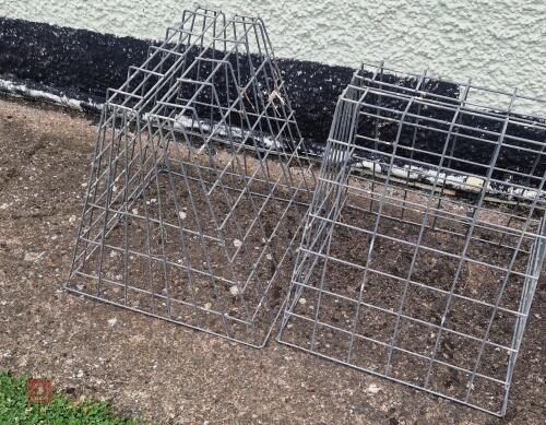 2 CLIP ON HAY RACKS