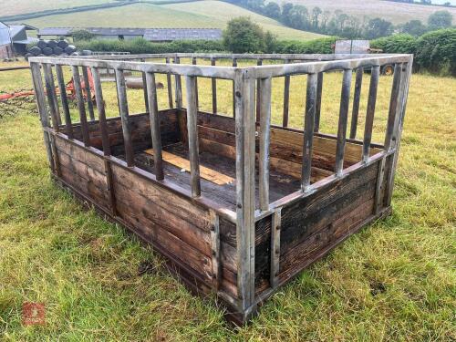 OBLONG CATTLE BALE FEEDER (12)