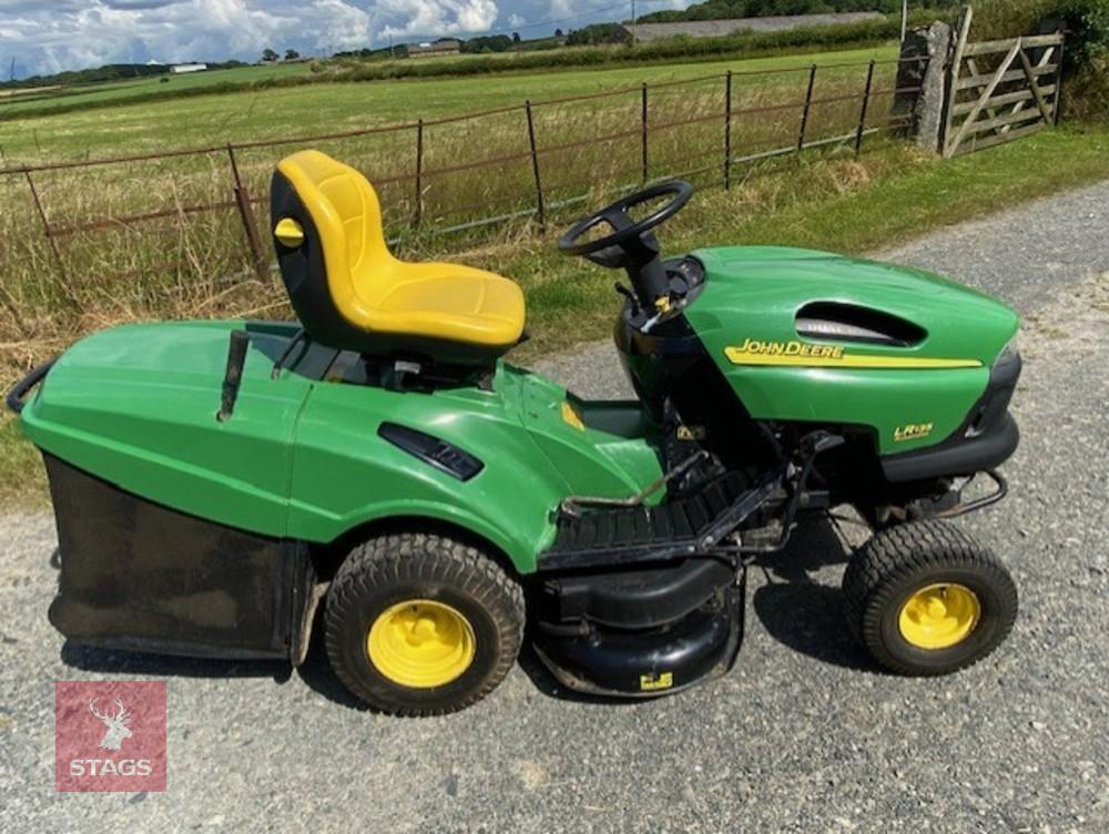Special Edition John Deere 135 Mower 2009 LA135 Limited Edition 