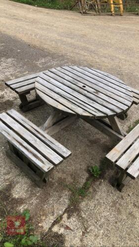 PICNIC BENCH