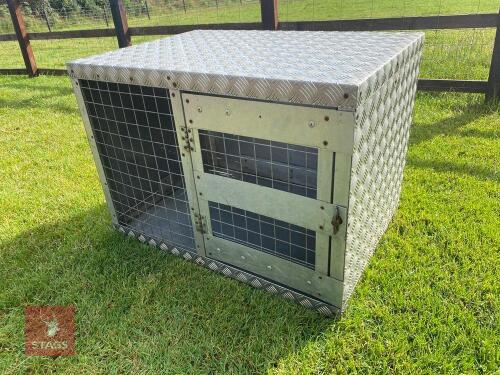 ALUMINIUM DOG BOX