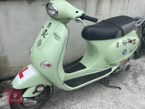 2004 PIAGGIO VESPA 125CC MOPED