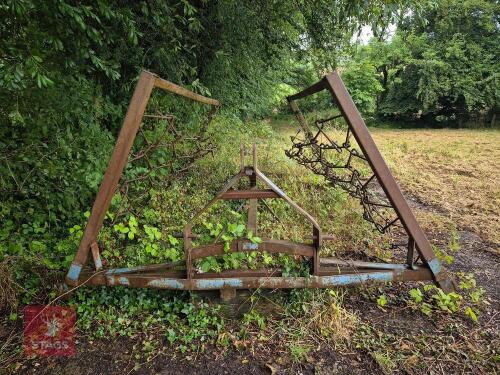 5M MOUNTED CHAIN HARROWS