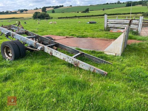 TRAILED BED AND AXLE
