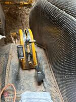1981 FORD 333 2WD TRACTOR - 40