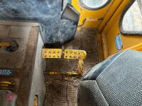 1981 FORD 333 2WD TRACTOR - 45