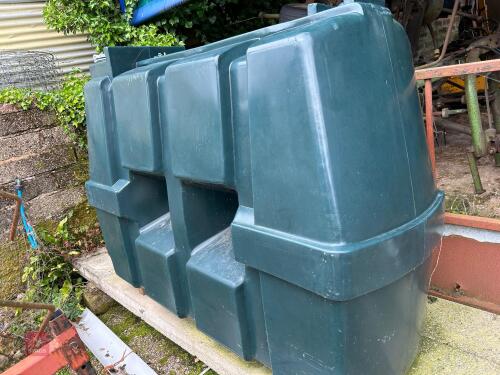 6' X 29'' NON BUNDED OIL TANK