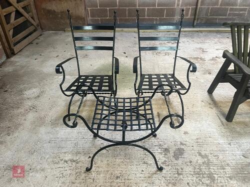 BANDED TABLE & CHAIRS