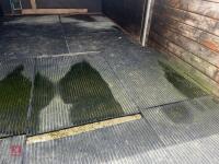12 RUBBER HORSE MATS - 3