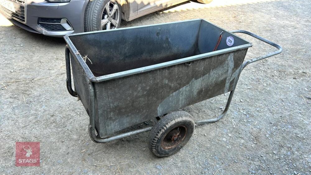 METAL HIGH CAPACITY HAY BARROW