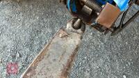 SINGLE AXLE DUNG TRAILER - 12