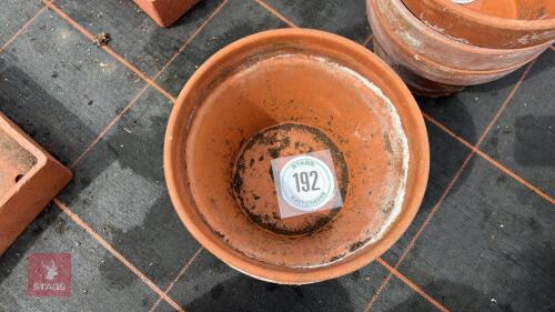 4 TERRACOTTA PLANT POTS