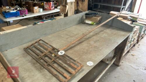 SAND LEVELLER