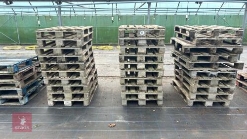 35 WOODEN PALLETS
