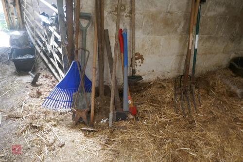 QTY GARDEN HAND TOOLS