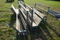 5 SHEEP FEED BARRIERS & TROUGHS (103) - 4
