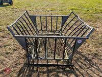 CRADLE BALE FEEDER
