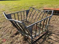 CRADLE BALE FEEDER - 2