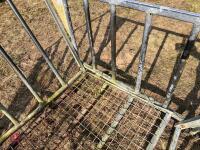 CRADLE BALE FEEDER - 4
