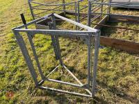SHEDDING GATE (S/R) (121) - 3
