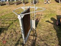 GALVINISED SHEDDING GATE (122) - 4