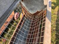 10' HAY RACK & 8' CREEP FEEDER (123) - 7