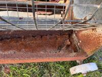 10' HAY RACK & 8' CREEP FEEDER (123) - 9