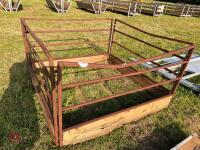 5' SQUARE BALE FEEDER (129) - 2