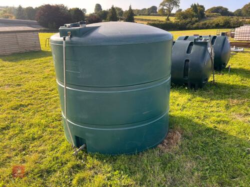 DESO V2455 FUEL/OIL TANK (134)
