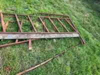 BARRIER SECTIONS (139) - 3