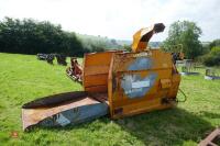 2001 LUCAS G RAPTOR BALE SPREADER - 3
