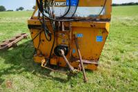 2001 LUCAS G RAPTOR BALE SPREADER - 10