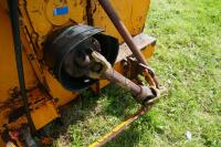 2001 LUCAS G RAPTOR BALE SPREADER - 12