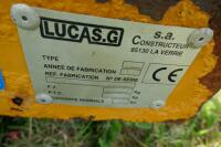 2001 LUCAS G RAPTOR BALE SPREADER - 18